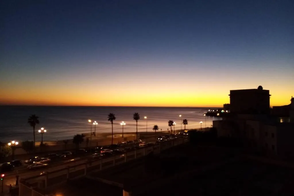 *****Impressive Views Attic Apartment Cadiz