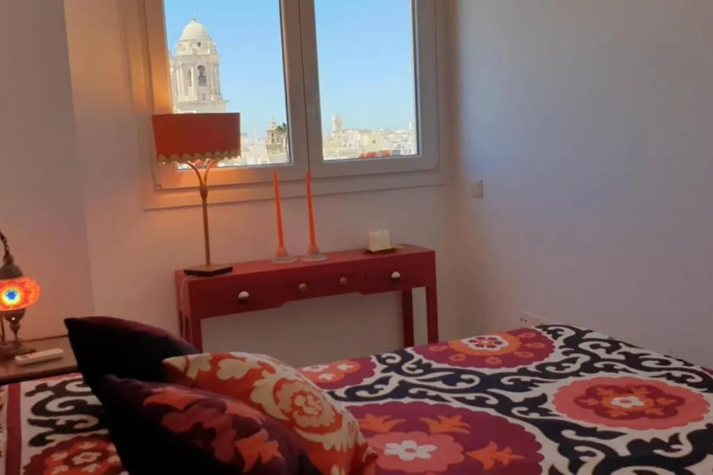 *****Impressive Views Attic Apartment Cadiz